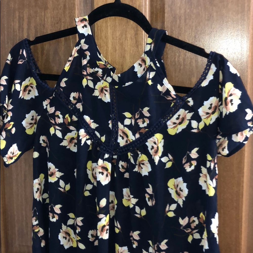 •Floral Tank